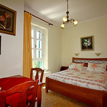 Artemis Traditional Hotel Myrina Exterior photo
